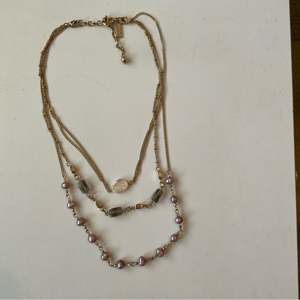 White House Black Market convertible necklace
